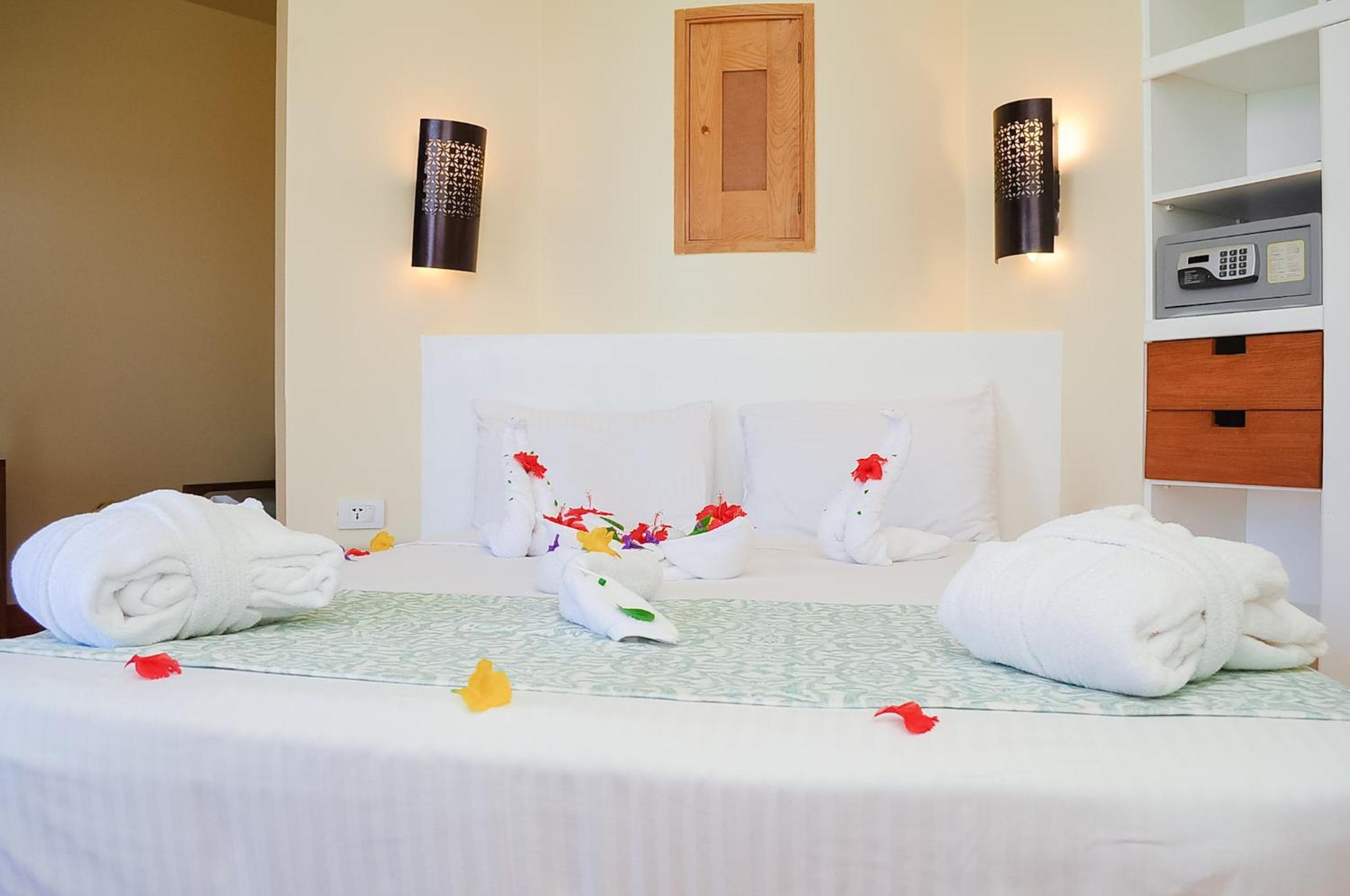 Dahab Lagoon Club & Resort Ex Tirana Dahab Exteriör bild