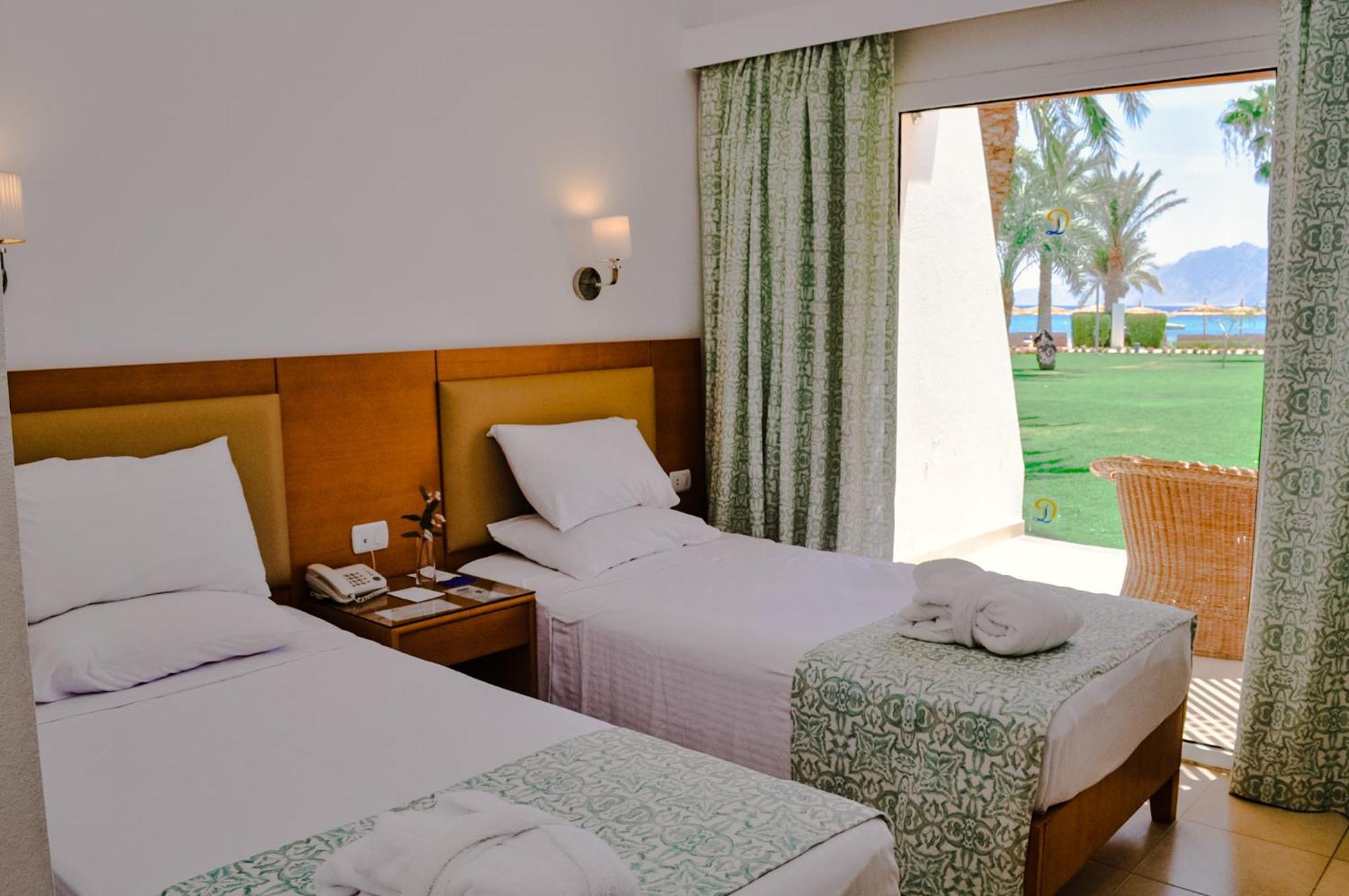 Dahab Lagoon Club & Resort Ex Tirana Dahab Exteriör bild